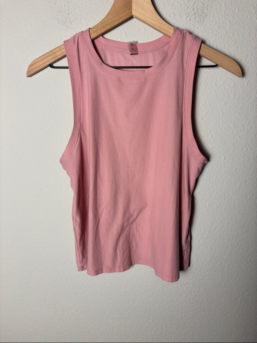 Beyond Yoga Featherweight Rebalance Tank Pink